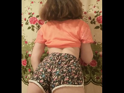 ❤️ Seksuali jauna mažylė nusimeta šortus prieš kamerą Kokybiškas seksas prie mūsų ️❤