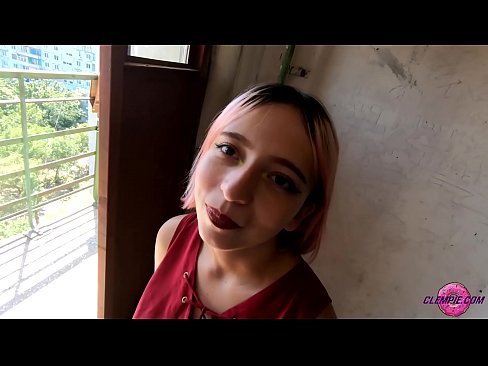 ❤️ Studentė jausmingai čiulpia nepažįstamąjį užmiestyje - sperma ant jo veido Kokybiškas seksas prie mūsų ️❤